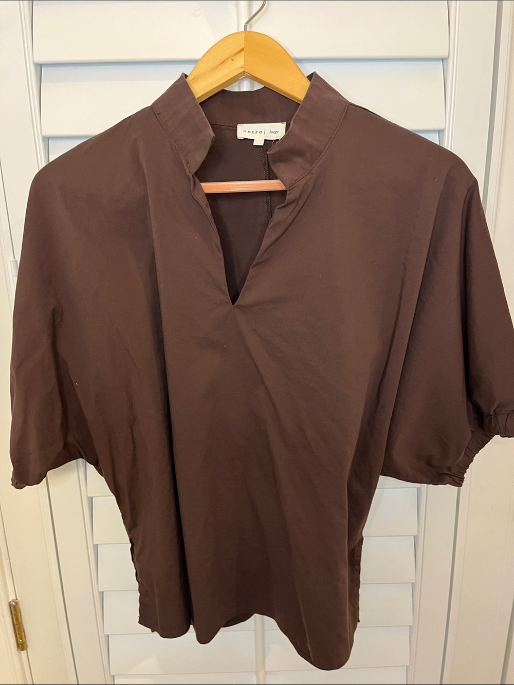 entro Brown Collarless Short-Sleeve Button-Down Shirt L - Picture 3 of 9